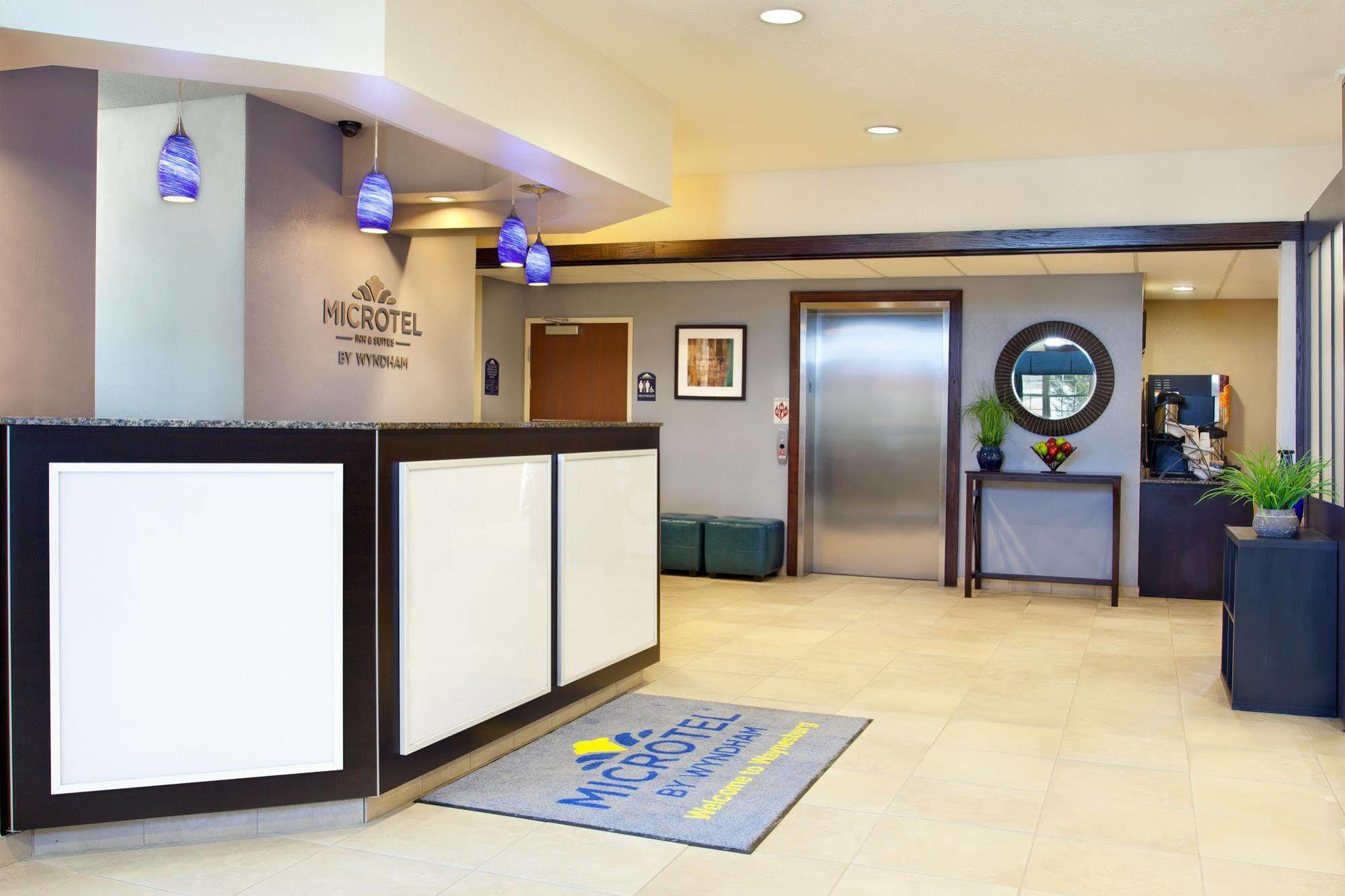 Microtel Inn & Suites By Wyndham Waynesburg Экстерьер фото